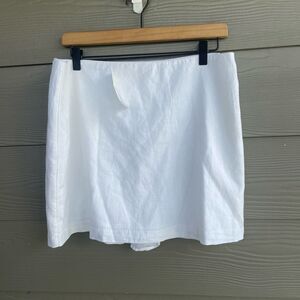 Abercrombie & Fitch White Mini Skirt